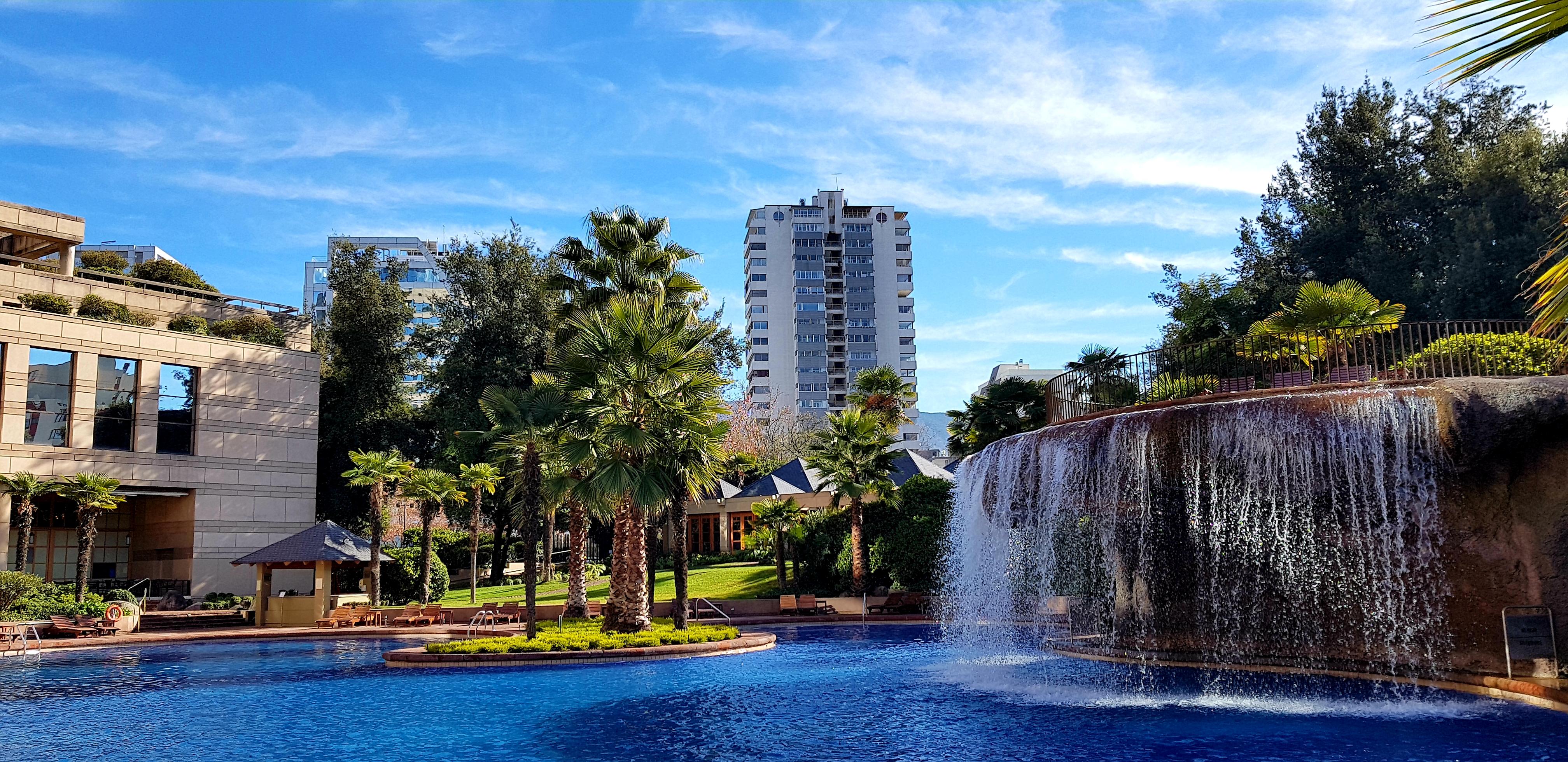 Mandarin Oriental, Santiago Hotel Екстериор снимка Fountains at the resort