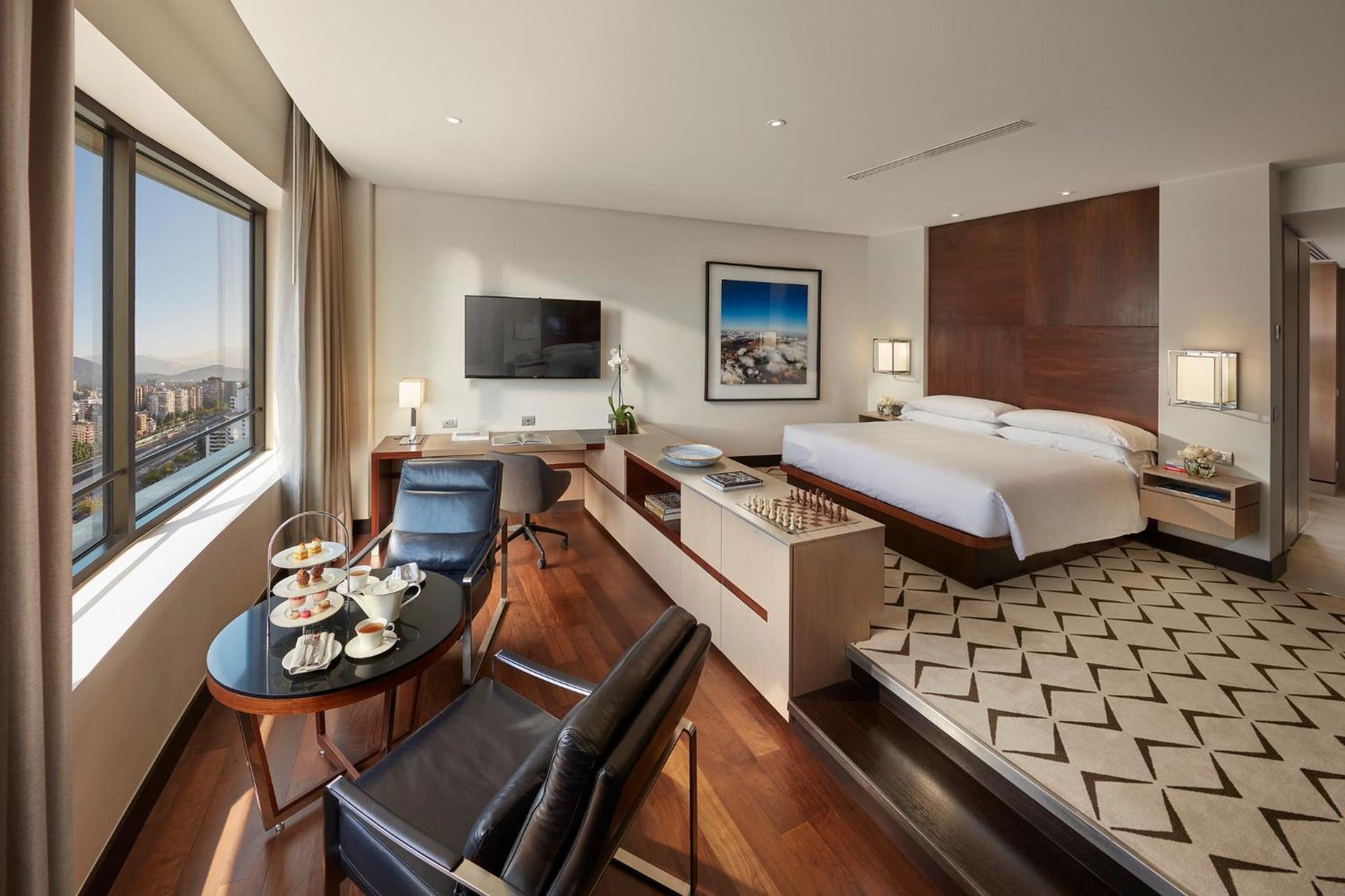 Mandarin Oriental, Santiago Hotel Екстериор снимка A suite at the Conrad Istanbul Bosphorus