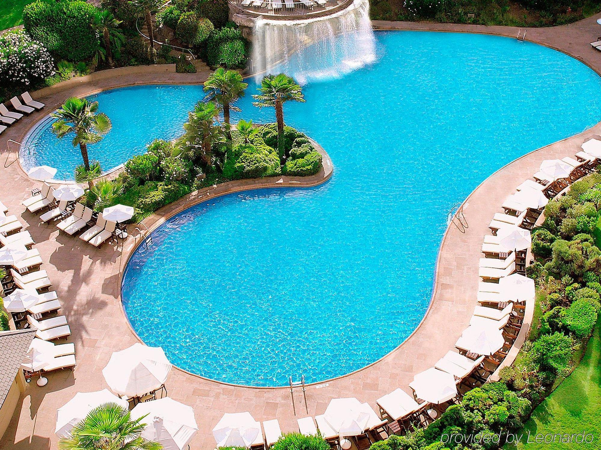 Mandarin Oriental, Santiago Hotel Екстериор снимка The pool at the Westin Palace, Madrid